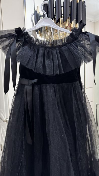 Платье пышное черного цвета бальное для девочки