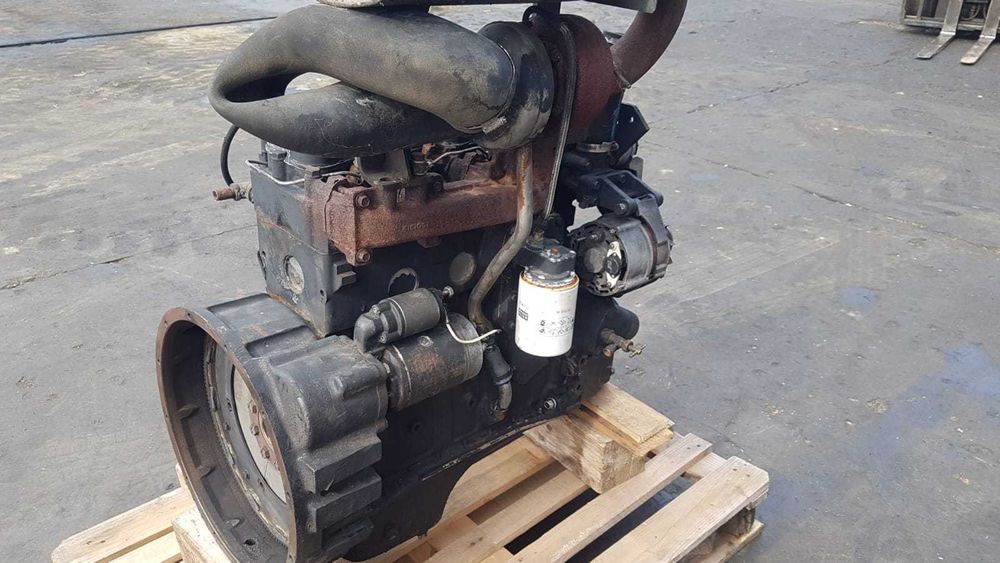 Motor Cummins 275/4.5 , Cummins B4.5  , 75 kw