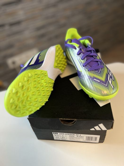 Футболни обувки Adidas