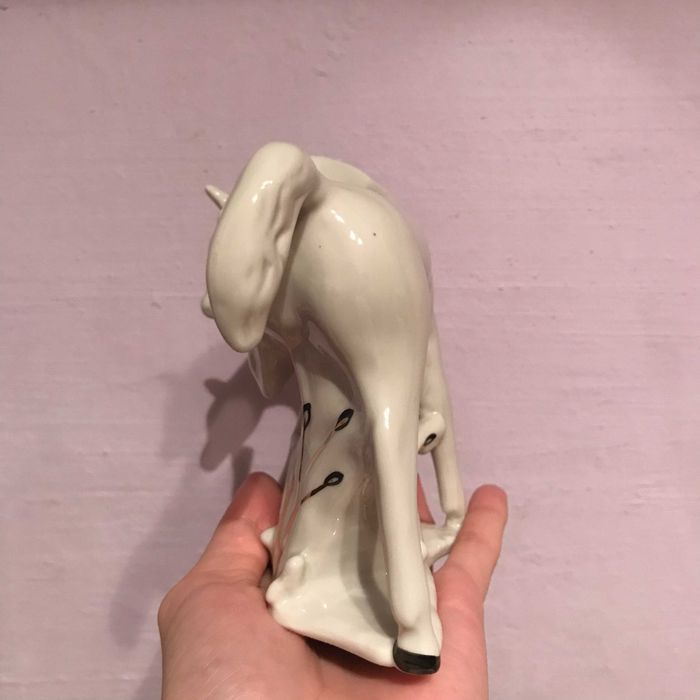 Фарфоровая статуэтка СССР 1950-60 Жеребенок Лошадь Вербилки ДФЗ