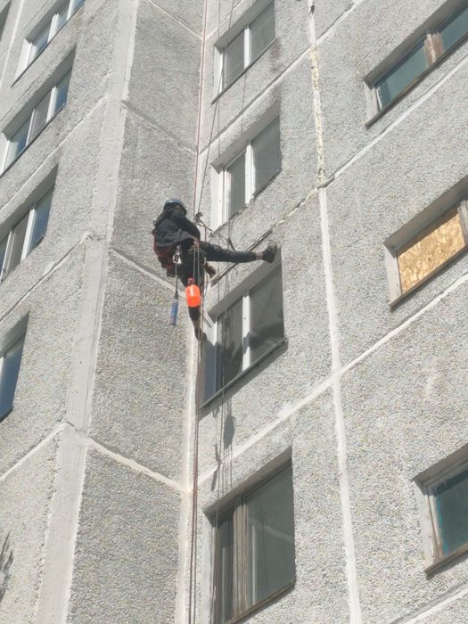 Альпенисты , Высотные работы