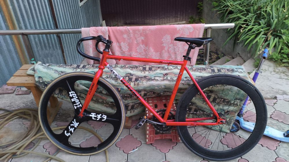 Fixed gear horse h 700