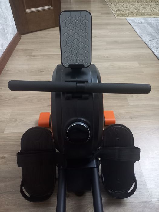 Гребной тренажер