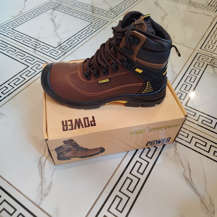 Спец обувь,новая