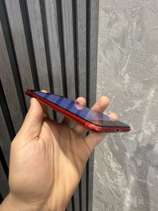 Iphone 8 + 256.