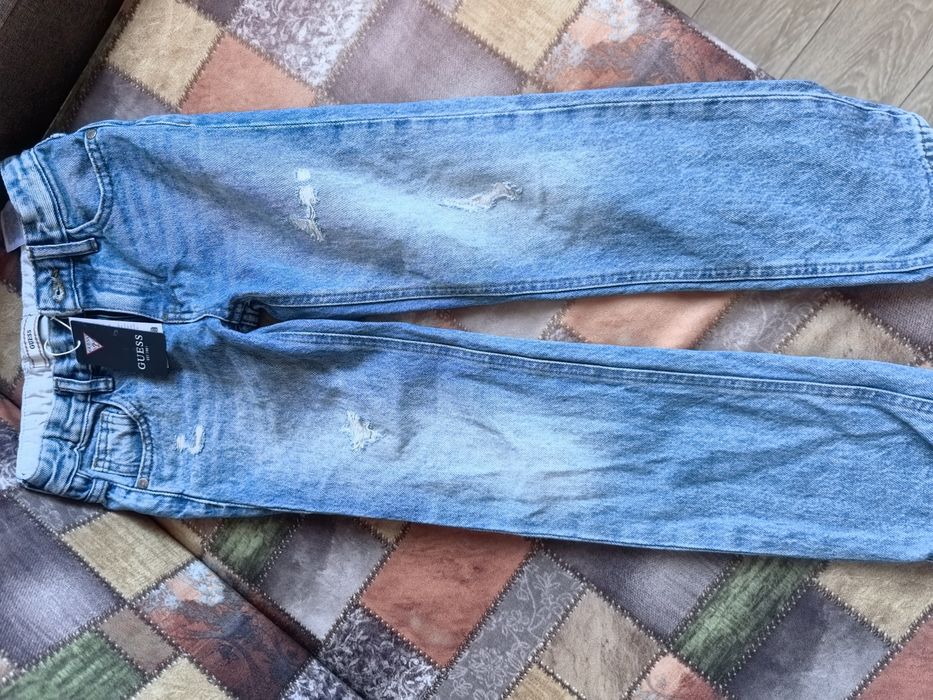 Детски дънки Guess