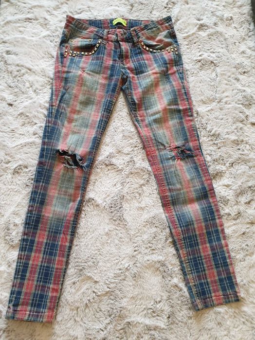 дамски дънки нови S размер