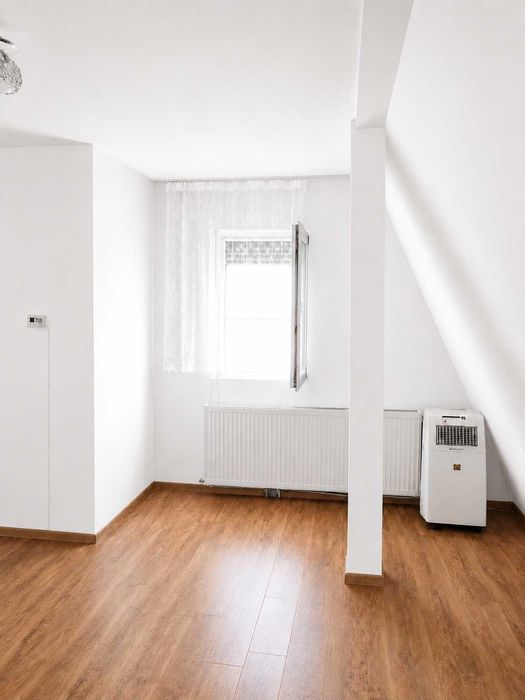 Proprietar vând apartament | 2 camere 50 mp | Centrală + Parcare | Sector 4-Aleea Reșița