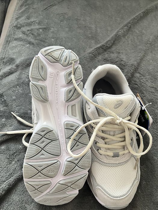 asics gel nycccc