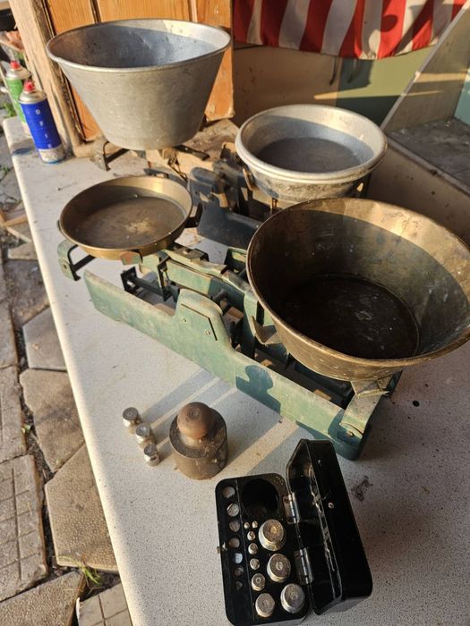 Кантар  с  2  бр.