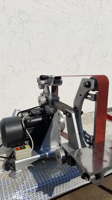 Гриндер қолдан жасалған