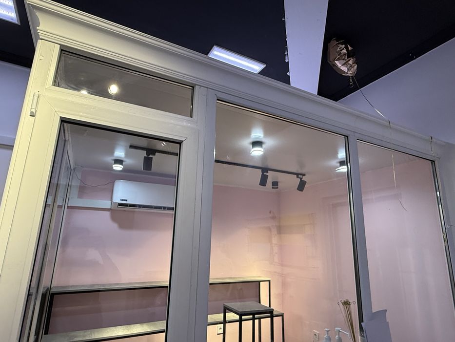 Перегородка холодильник для цветочного