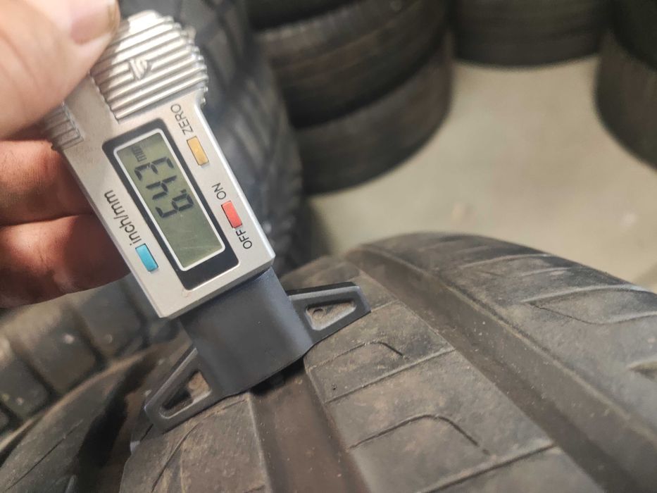 2бр.летни гуми 275/40/18 Pirelli