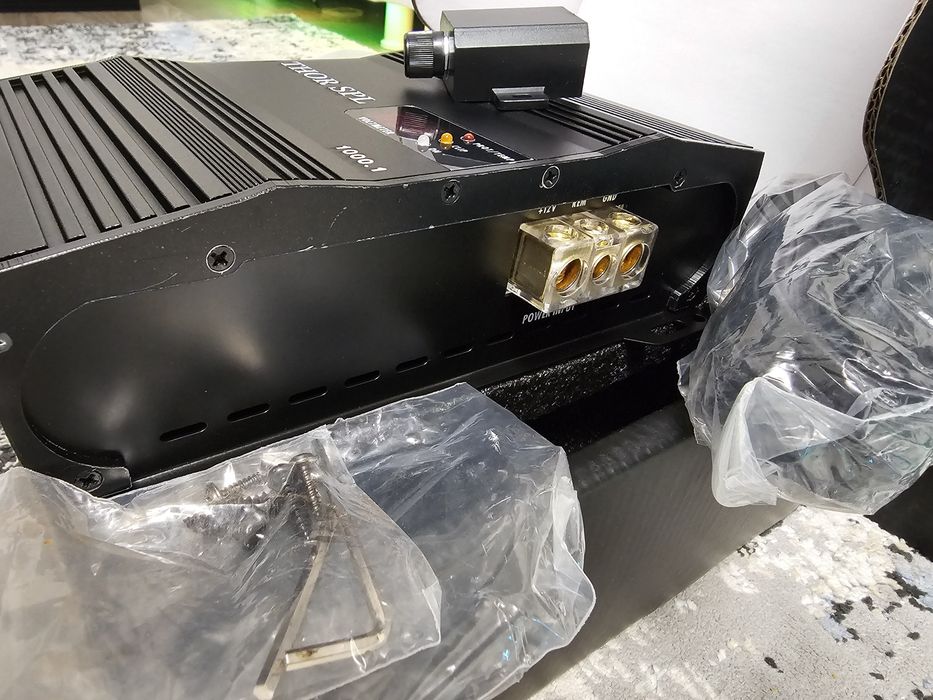 Statie amplificator auto monobloc 1000w (Taramps, Stetsom, Deaf Bonce)