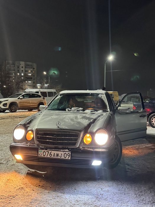 Обменяю сток бампер на е50/55