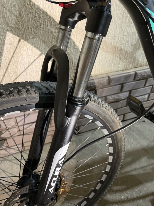 Горный Велосипед! Куплен год назад обслуживался каждые два месяц.