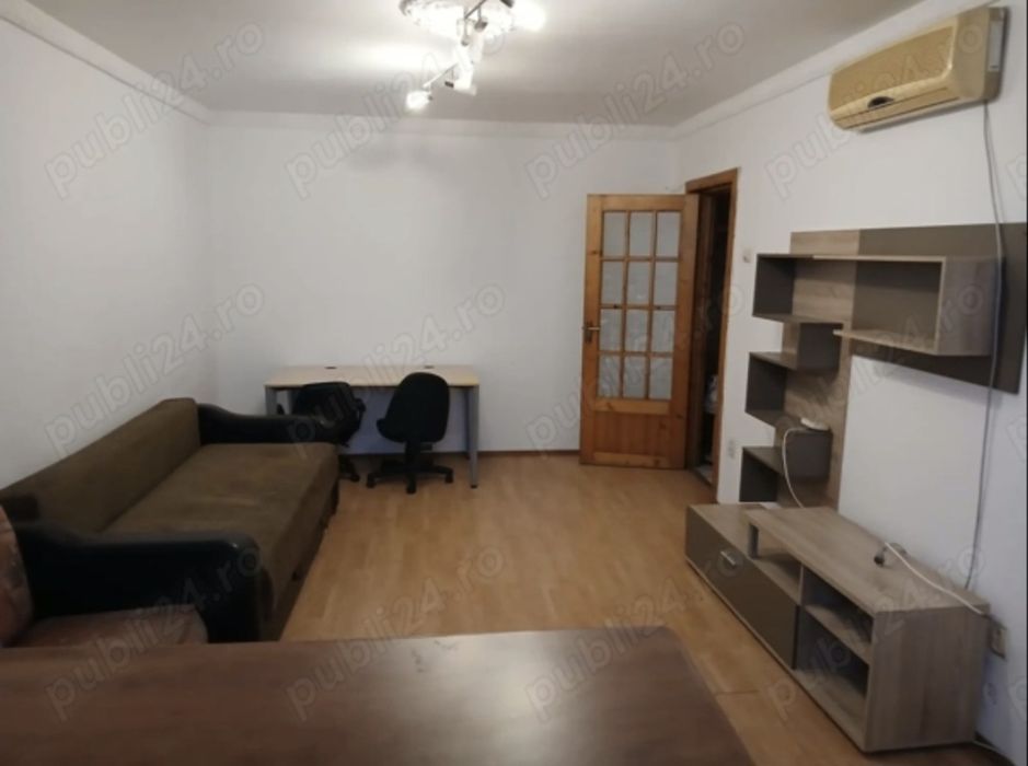 Inchiriez apartament 3 camere Piata Mihai Viteazu