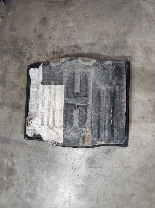 Cuva suport roata volkswagen passat b6 b7 cc 3c cod 3c0813114d