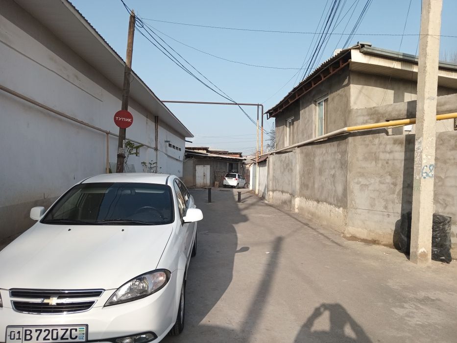 SROCHNIY ER sotiladi 6,5sotih