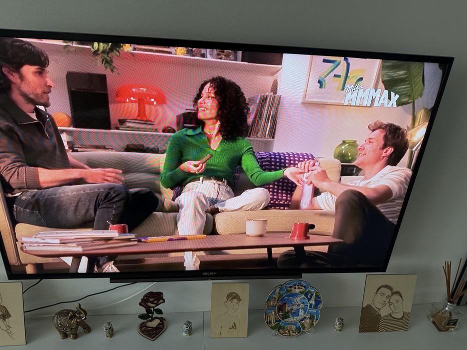 Sony bravia diagonala 121