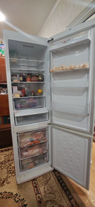 Продам холодильник