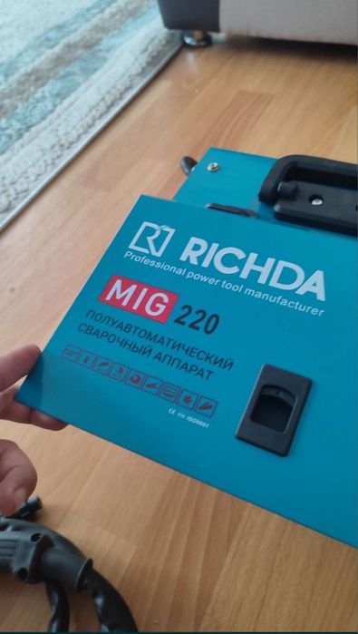 Продам инверторный сварочный полуавтомат