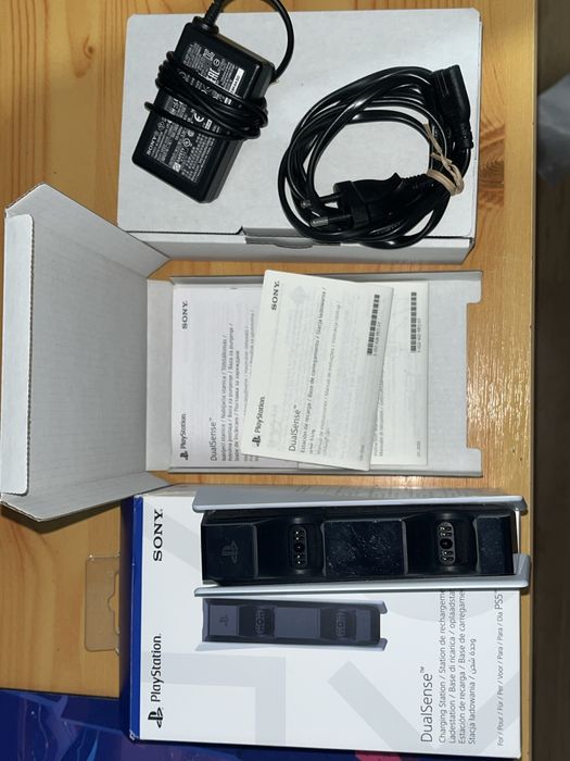 Statie Playstation de incarcare controlllere Ps
