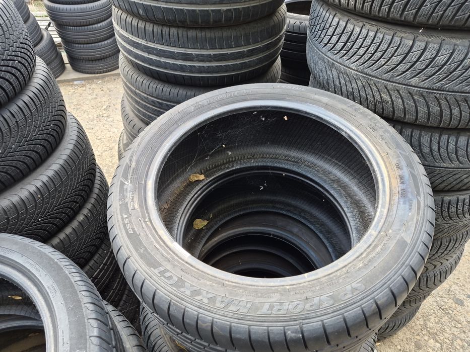 2бр. 275 40 18 Dunlop RunFlat летни.