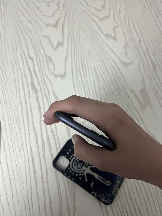Iphone 11 в идеальном состояний
