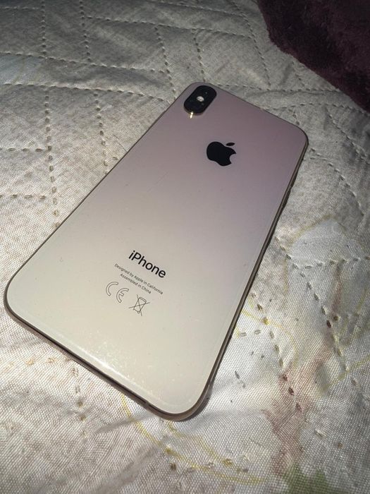 ПРОДАМ айфон хс iphone xs 64 gb 74akb