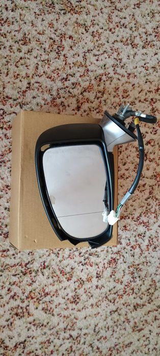 Oglindă originală stânga Toyota Avensis T27, 2014 cu două motorașe.