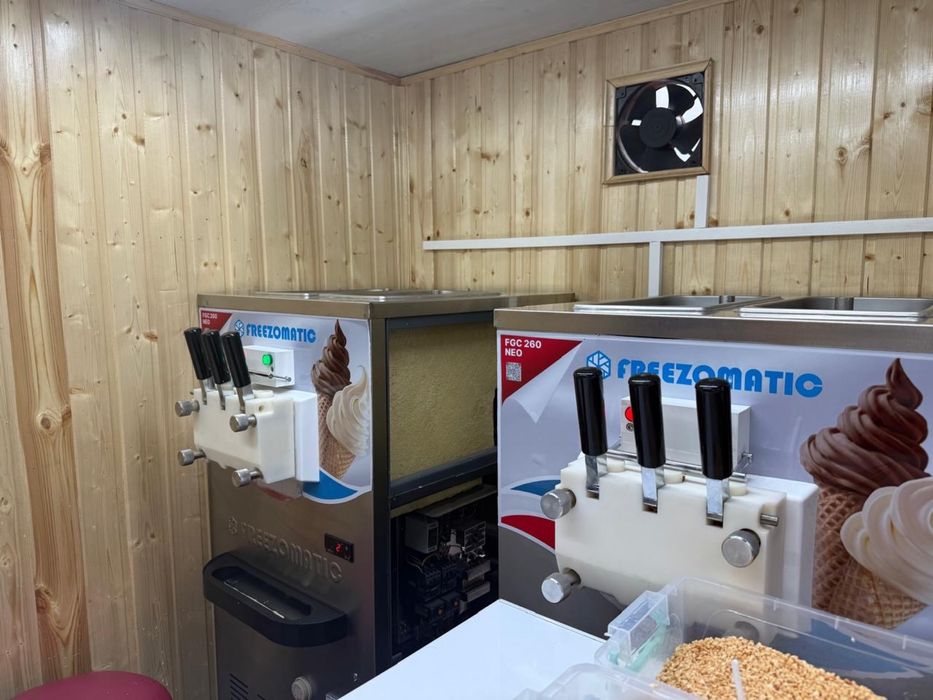 Морожный апарат.