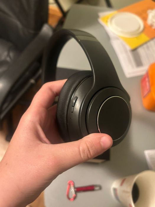 Vând căști hama pasion turn 200 de lei cumaparte anul trecut  wireless  298 de grame