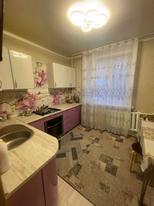 В продаже 2-х комн кв 8 микрорайон