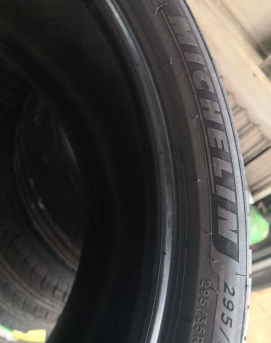 295 40 22 цола гуми Michelin dot 25 26 нови