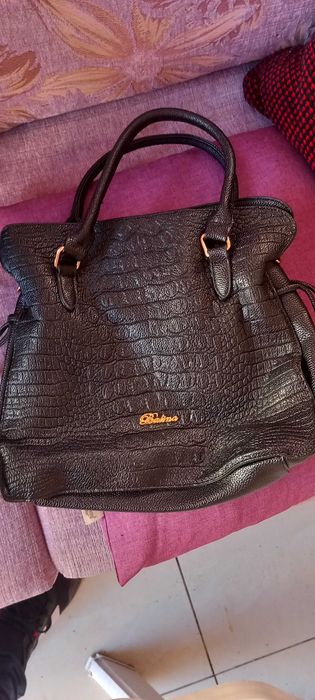 Продавам нова дамска чанта