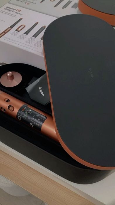 Dyson Id с подключением к Bluetooth.