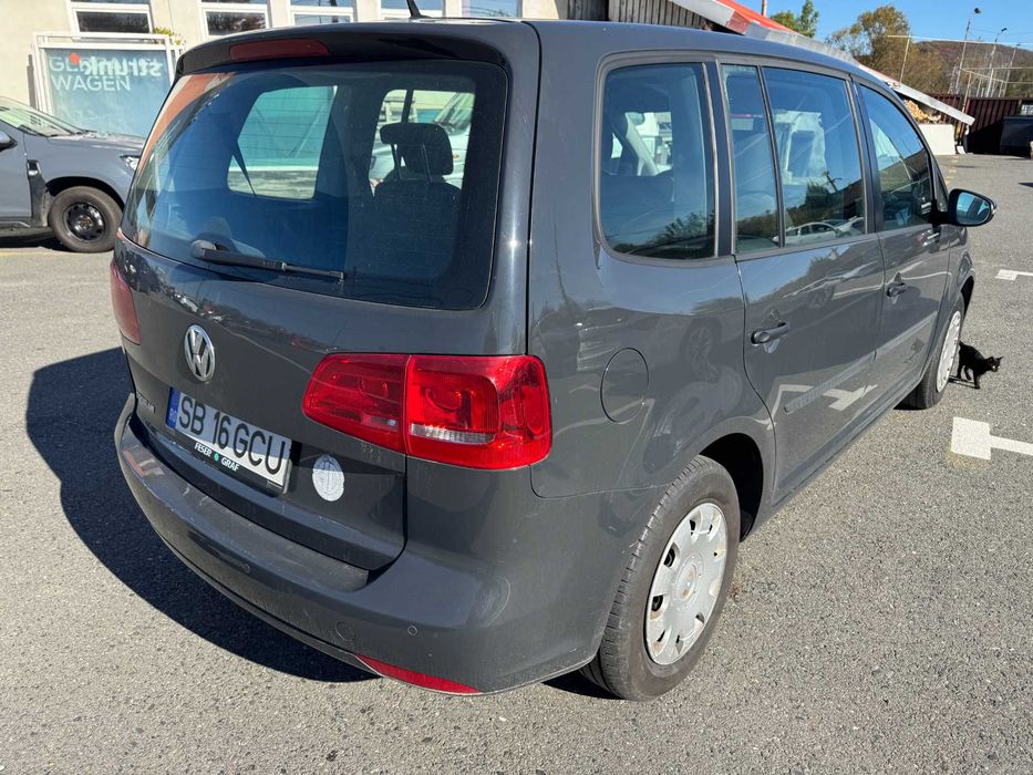 Volkswagen Touran 7 locuri 1.2 TSI BlueMotion fabr 2014