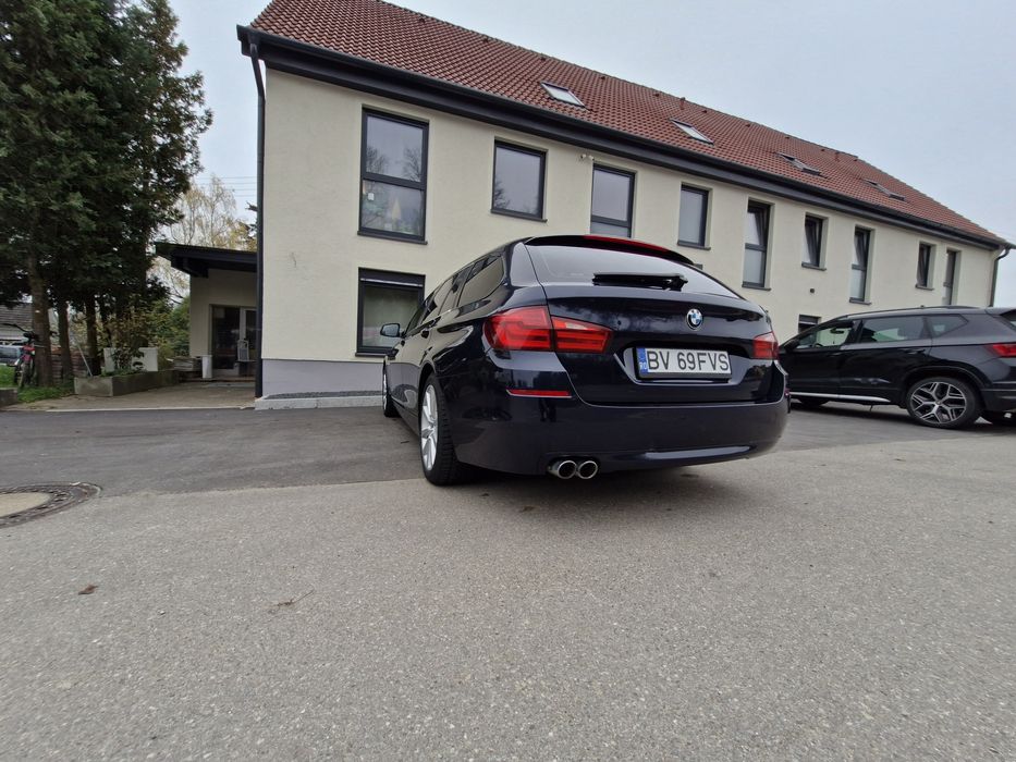 BMW seria 5 520d F11