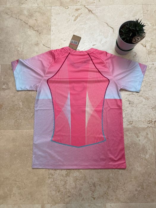 FC Barcelona jersey roz - nou cu etichetă