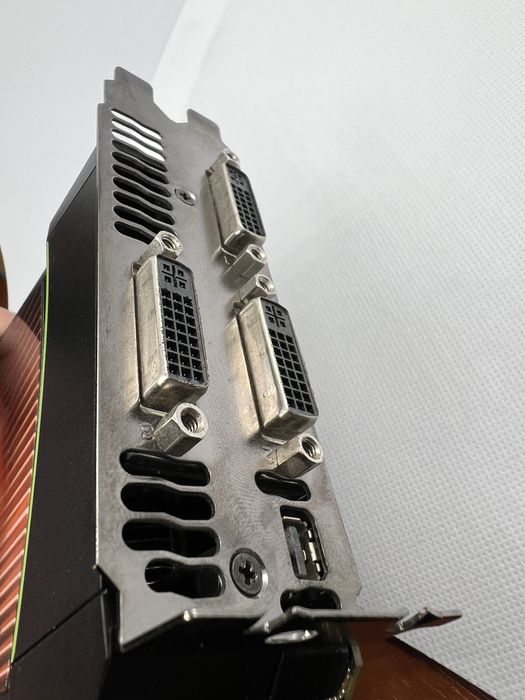 Palit GTX 590 под восстановление