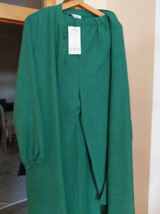 Продам платье кастюм