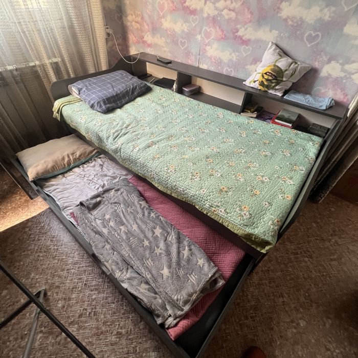 Продам кровать двух местная