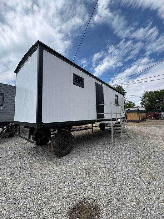 Вагон на колесах, шасси, вагончик