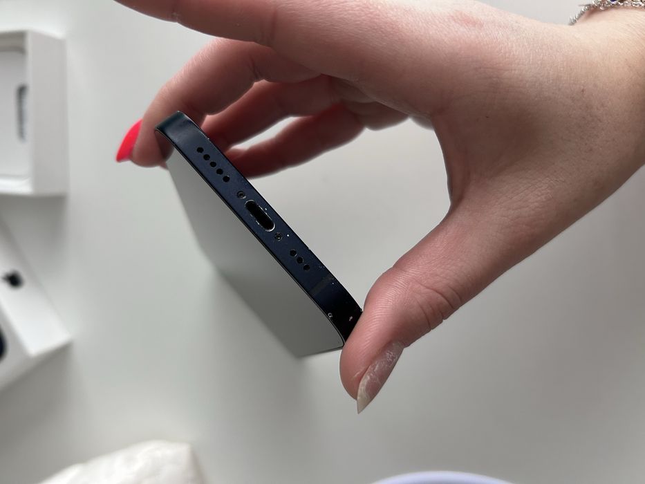 Vând Iphone 12, 64Gb