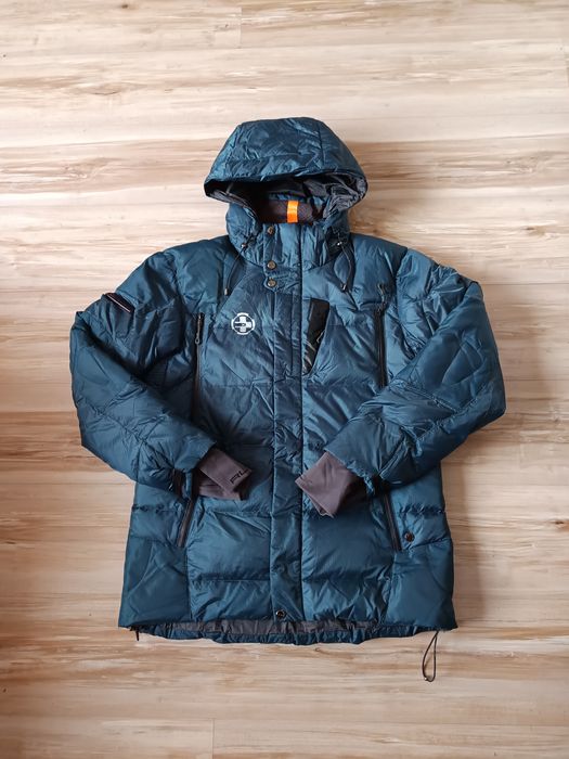 Оригинално дамско ски-сноуборд яке RLX Ralph Lauren Hybrigauge Down