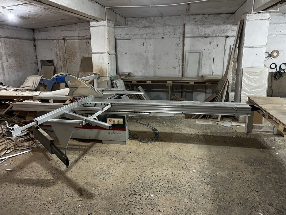 Кромкооблицовычный Станок , Раскроечный станок