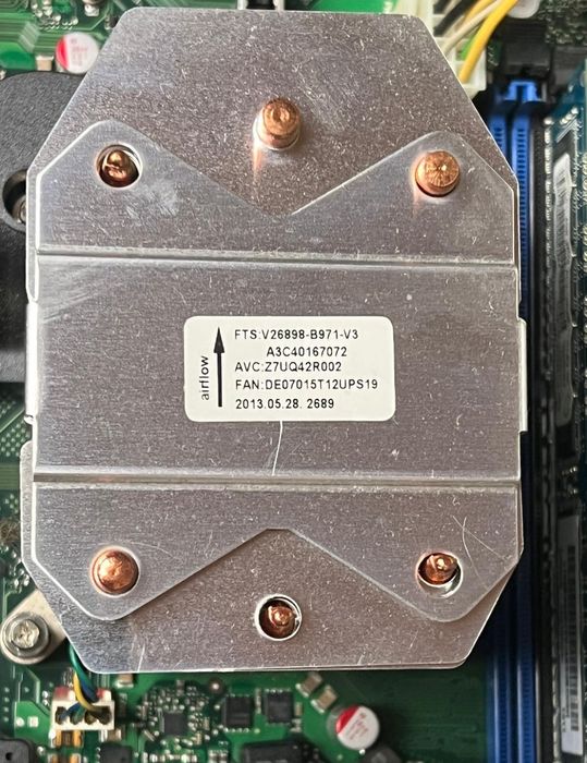 Продавам перфектно работещ компютър
i5-4670 CPU 3.40GHz
8GB RAM