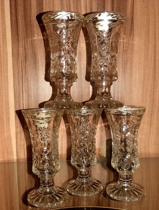 Набор из 5 стопок.