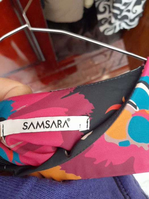 Продам платья 2 шт